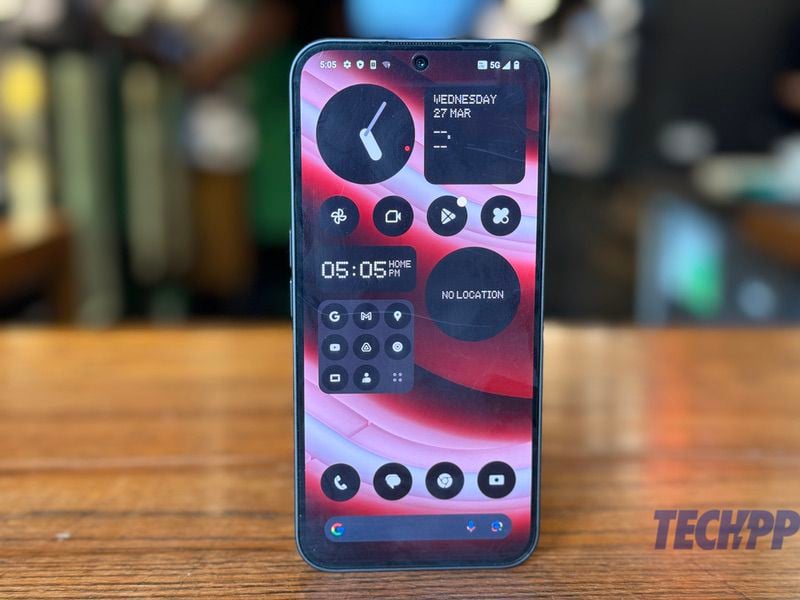 Nothing Phone (2a) display