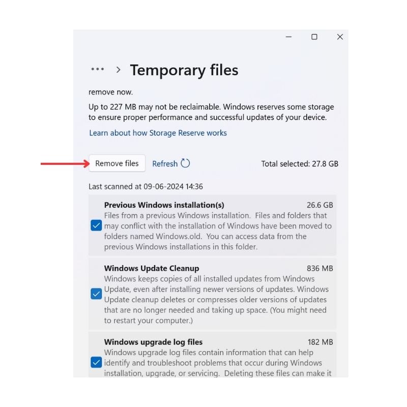 Selecting files to delete in Windows 11 to free up disk space