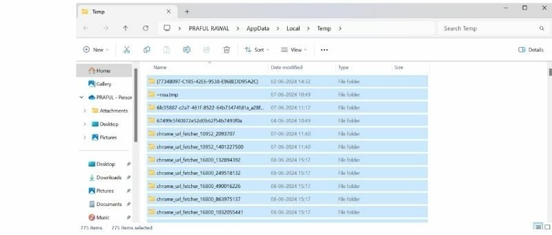 Selecting and deleting temporary files on Windows to fix laptop lagging