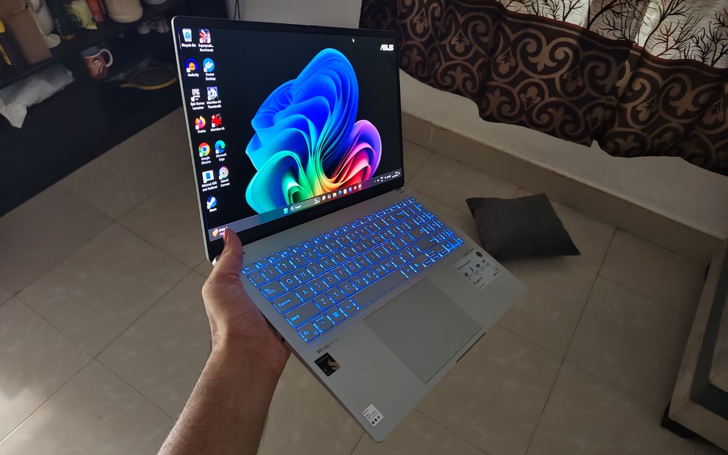 Asus Vivobook S15 Oled laptop