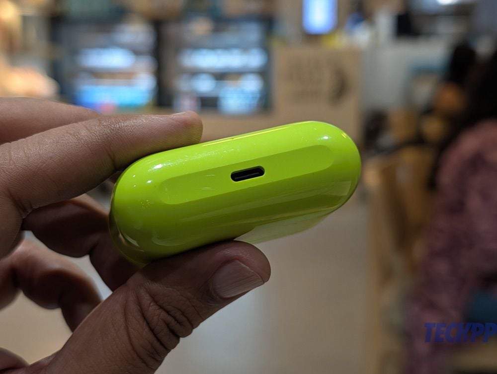 Realme Buds T200 battery